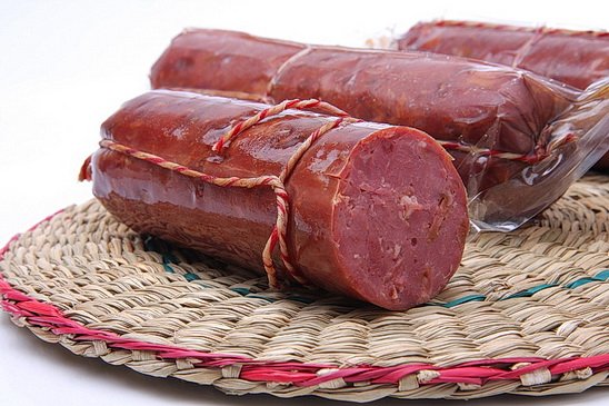 Мясные деликатесы в подарок