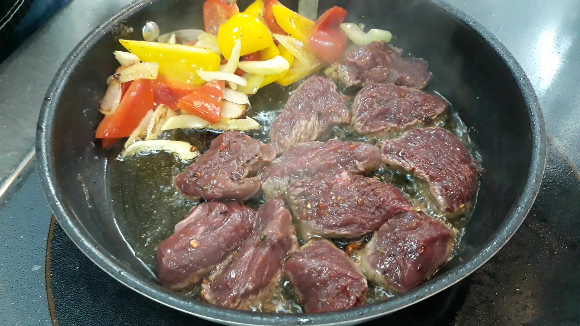 Рагу из оленины с овощами